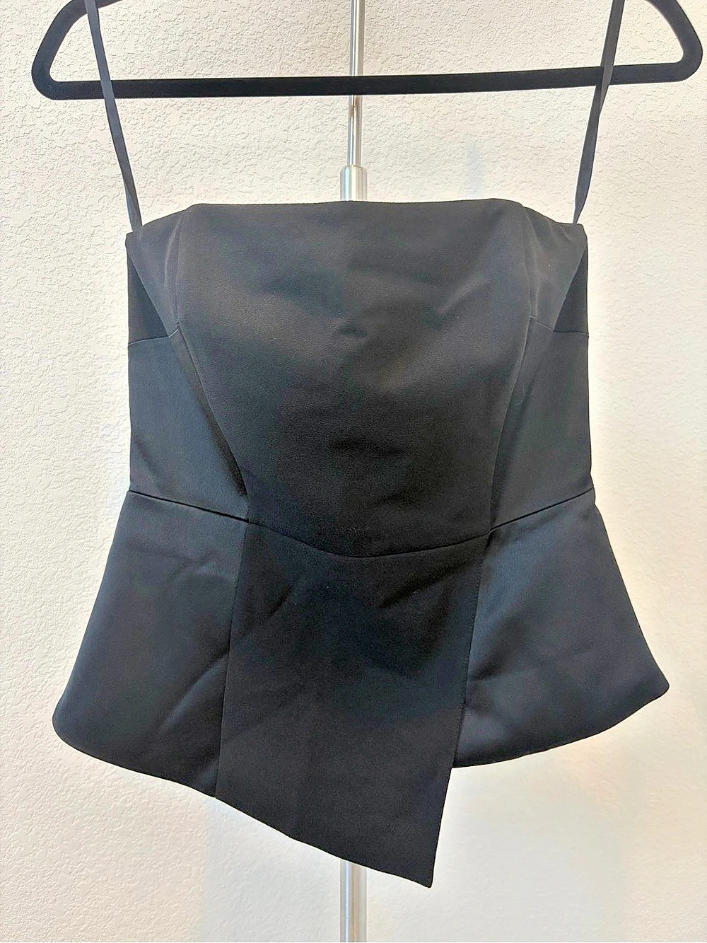 White House Black Market Black Peplum Crop Bustier Size 2 Like New